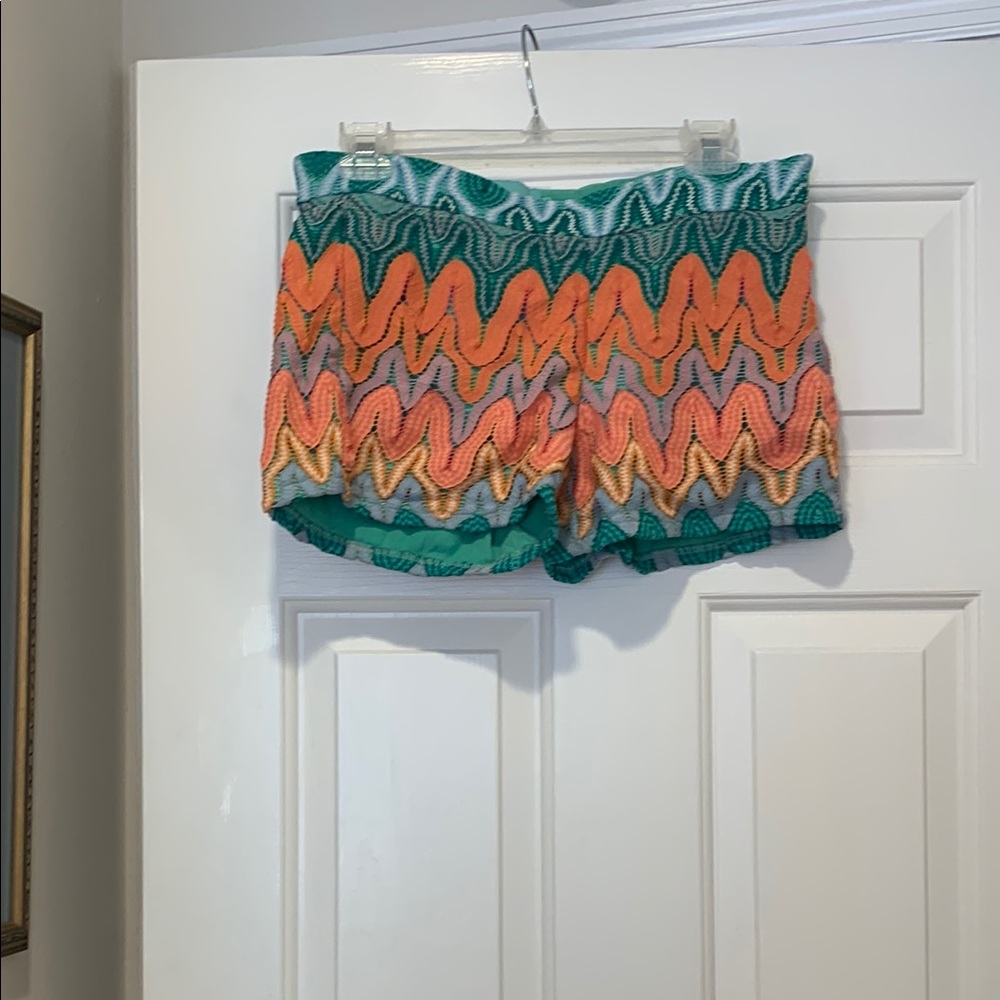 Judith March Multicolor Zigzag Women Shorts